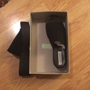 Steve Madden “Slinky”